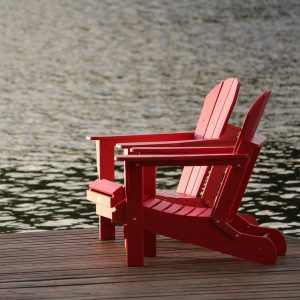 red-chairs-square